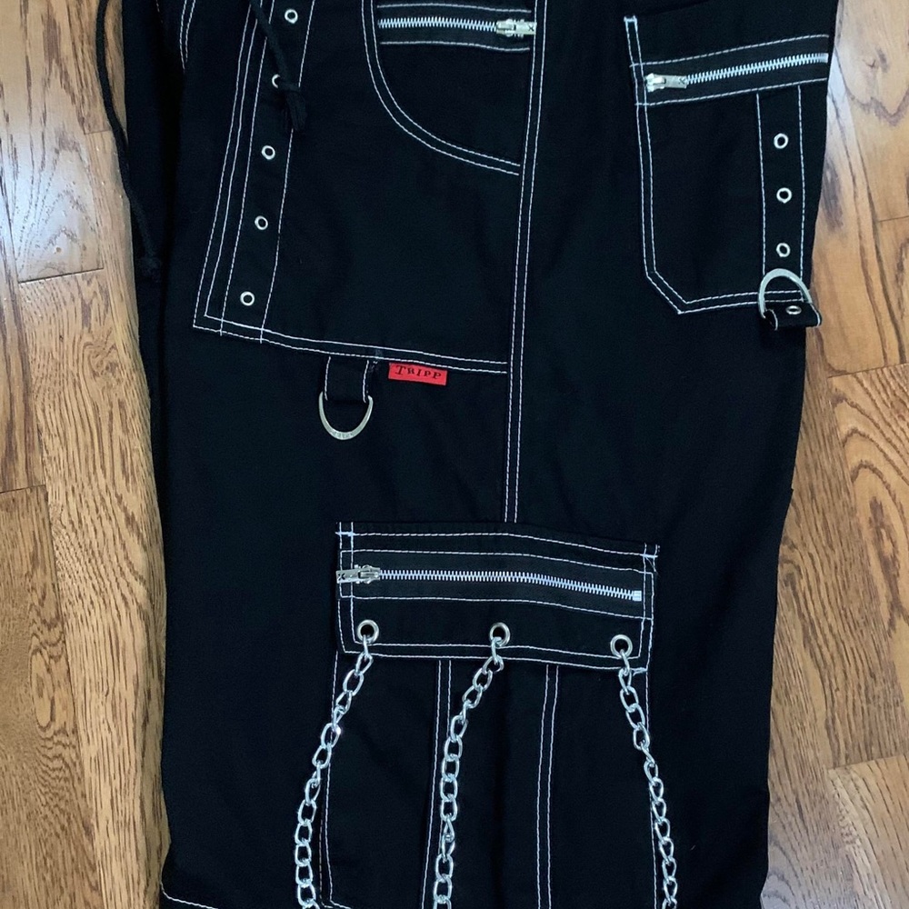 Vintage Tripp NYC Gothic Black Shorts (Size XL) - Picture 4 of 5